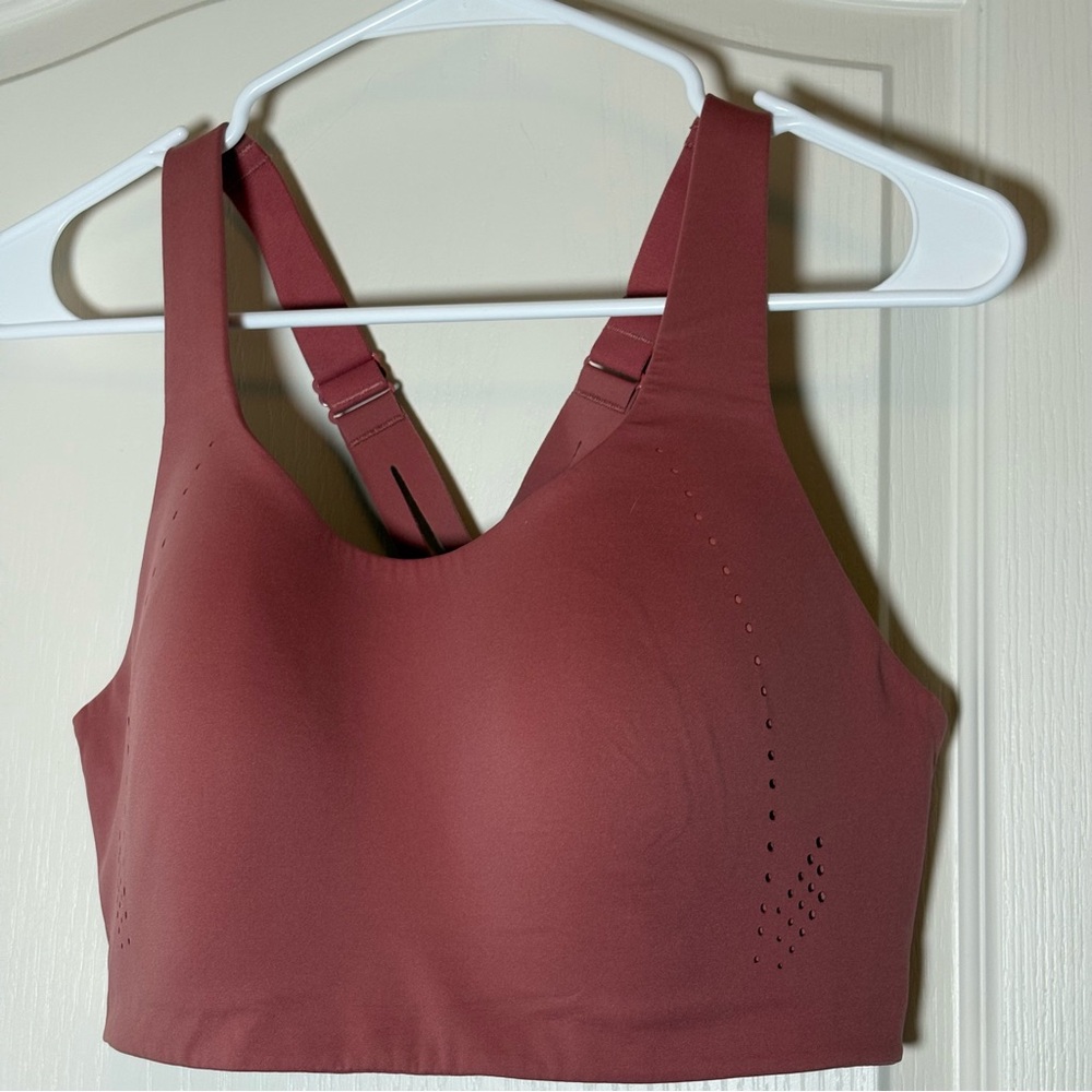 Lululemon AirSupport Bra Ultralu Size 36 DD BRRO / PPUF excellent condition.